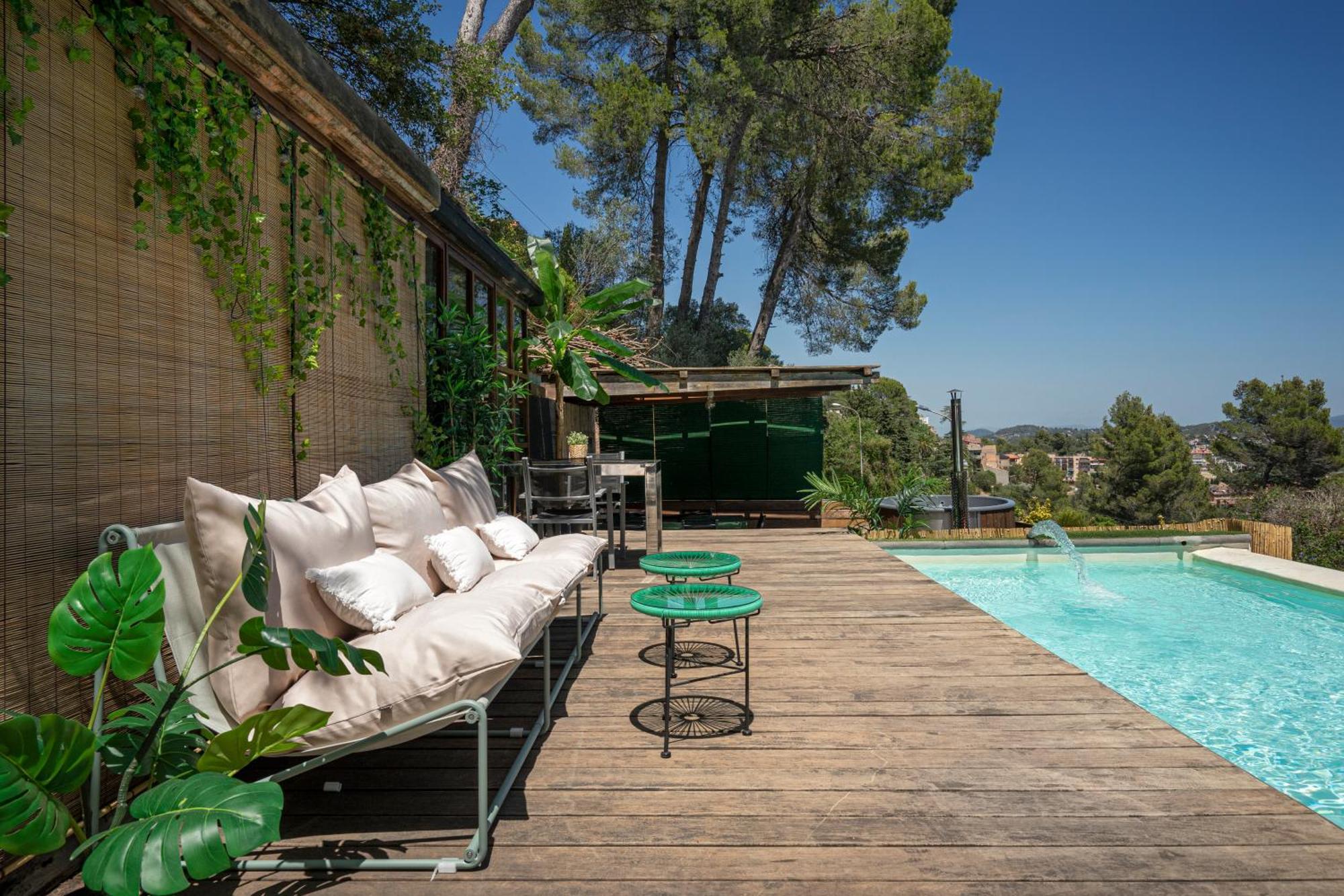Villa The Loft - With Private Pool & Jacuzzi Corbera de Llobregat Exterior foto
